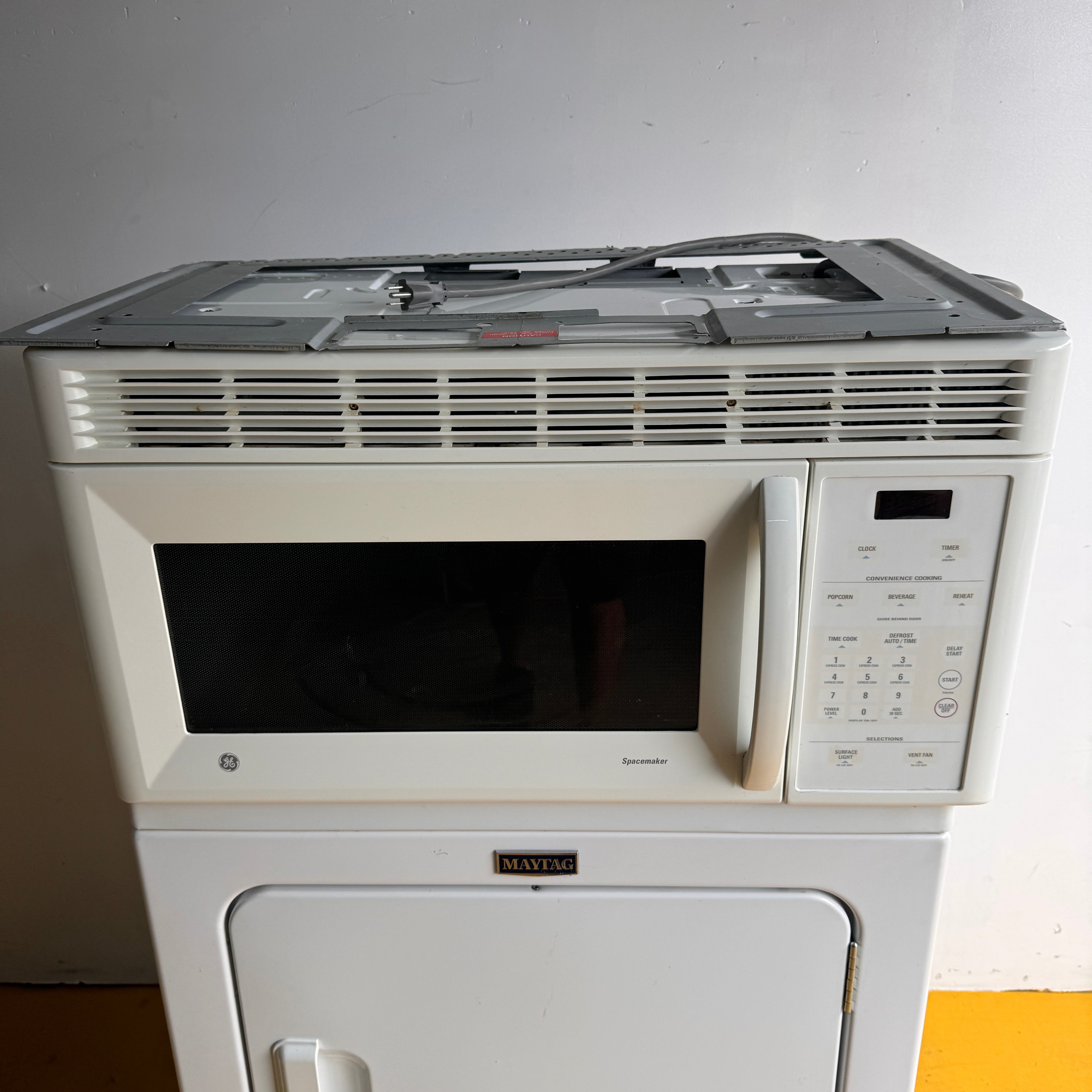 GE-Over-the-Range-Microwave GE-Over-the-Range-Microwave